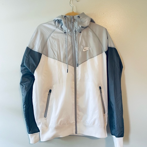 Nike Other - Nike Sportswear Windrunner Jacket